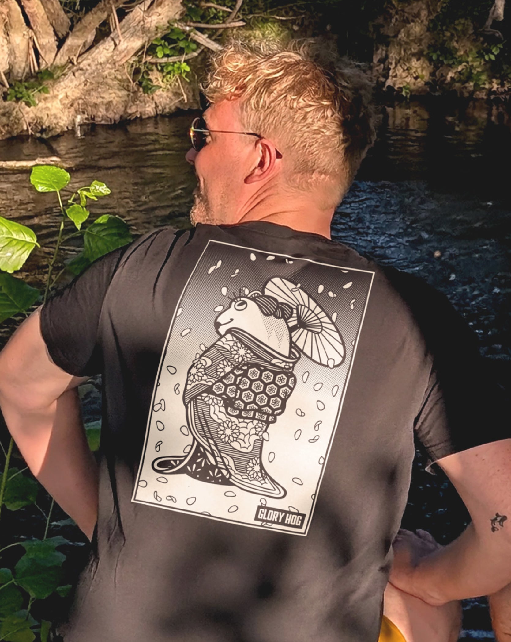 Frogguku: Geisha Tshirt